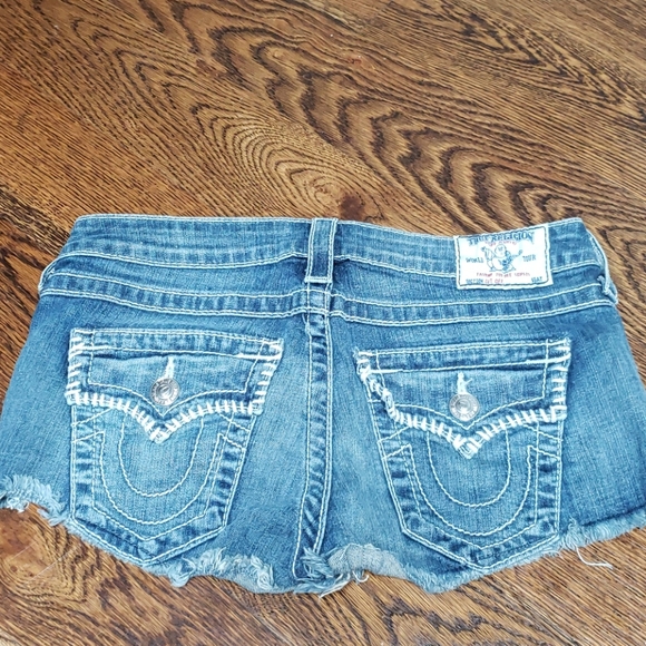 True Religion shorts Jeans - Picture 2 of 5